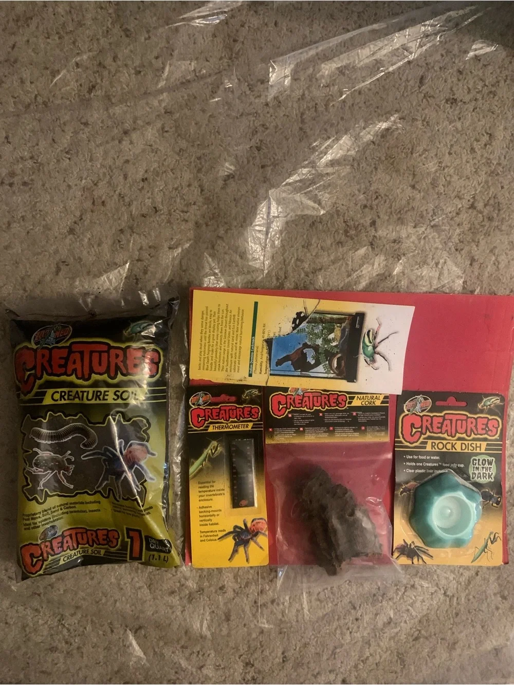 NWT Zoo Med Creatures Creature Soil, Rock Dish, Natural Rock And Thermometer